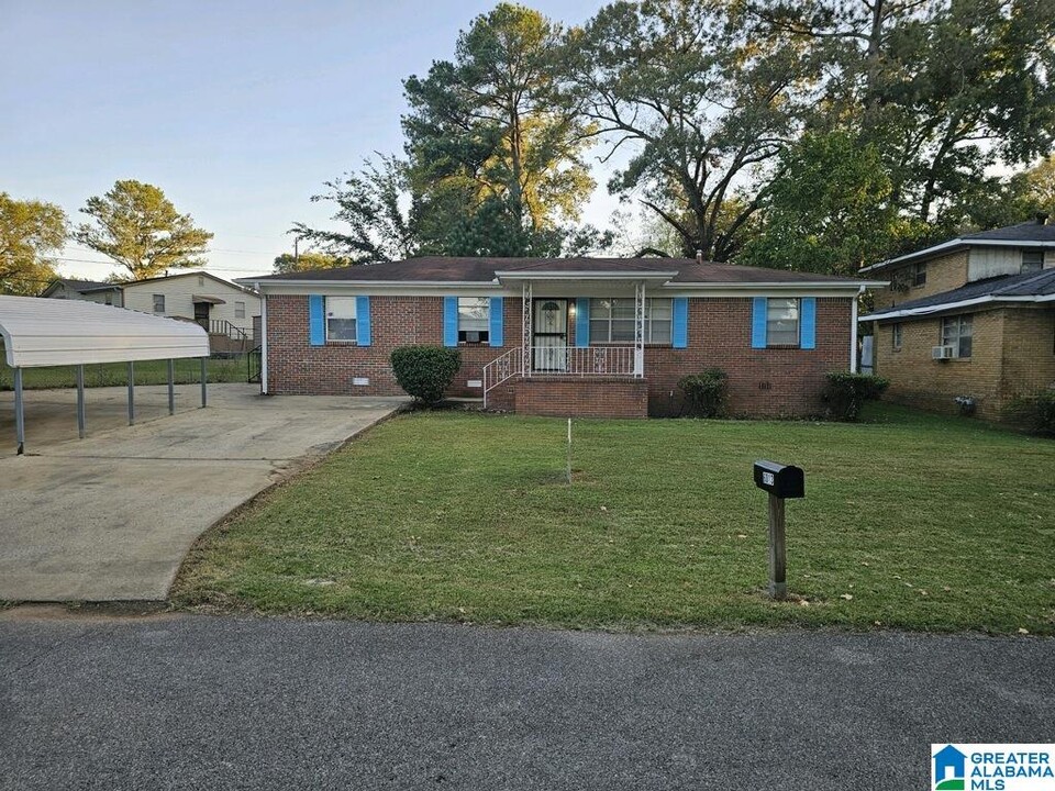 6013 Parker Dr in Birmingham, AL - Building Photo