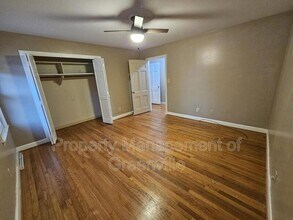 104 S Orchard Dr in Taylors, SC - Building Photo - Building Photo