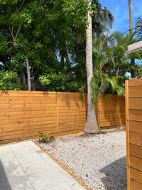 3019 Riviera Dr in Key West, FL - Foto de edificio - Building Photo