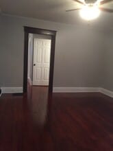 3323 Emerson Ave, Unit B in Covington, KY - Foto de edificio - Building Photo