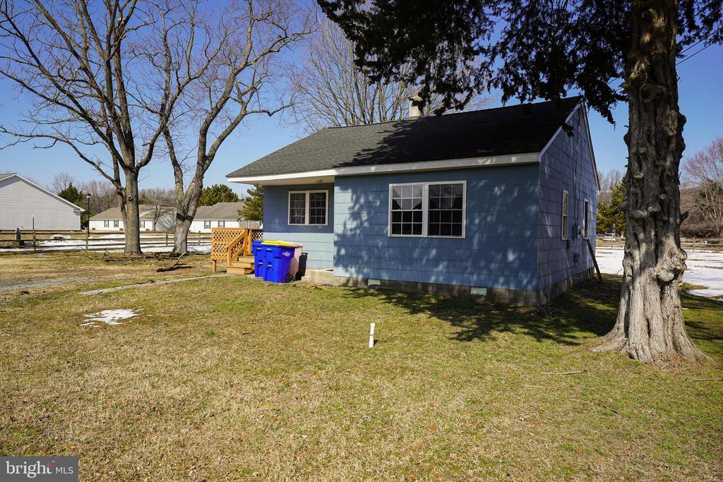 8369 Nylon Ave in Seaford, DE - Building Photo
