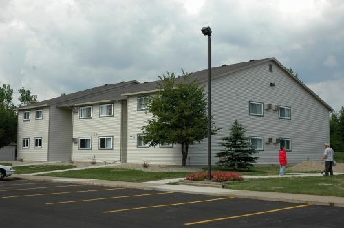 Meadowlands Apartments in Reading, MI - Building Photo