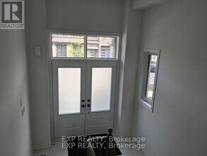 64 Singhampton Rd in Vaughan, ON - Building Photo - Building Photo