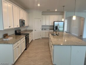 14501 Palamos Cir in Ft. Myers, FL - Building Photo - Building Photo