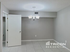 803 8th Ave N in Jacksonville Beach, FL - Building Photo - Building Photo