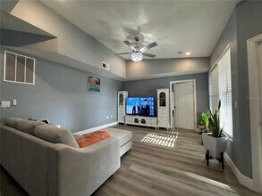 5554 Metrowest Blvd in Orlando, FL - Building Photo - Building Photo