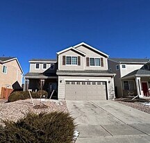 7198 Cattle Dr in Colorado Springs, CO - Building Photo