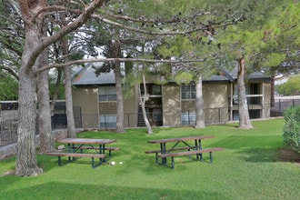 Double Tree in El Paso, TX - Foto de edificio - Building Photo