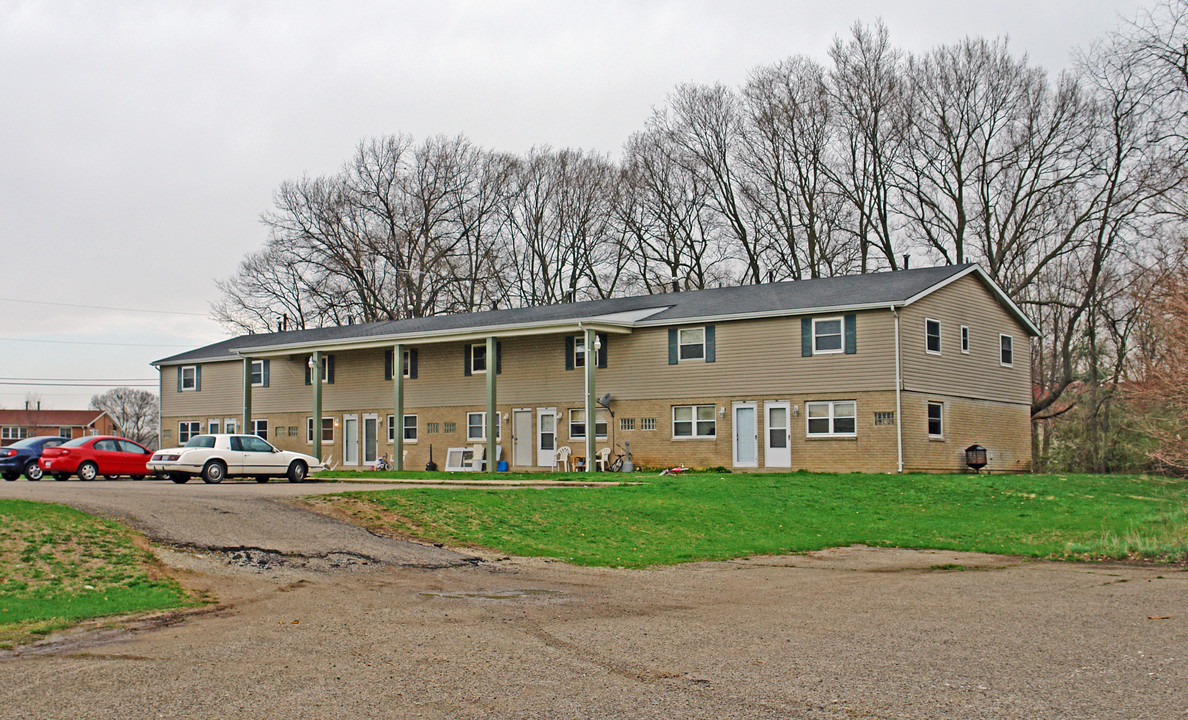 3628-3642 Charlotte Dr in Enon, OH - Foto de edificio