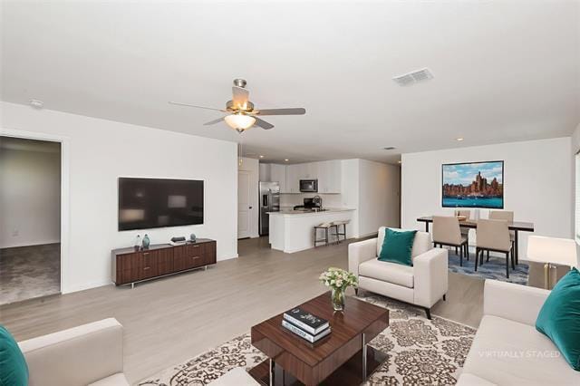 2732 Mistwood Dr in Fort Worth, TX - Building Photo - Building Photo