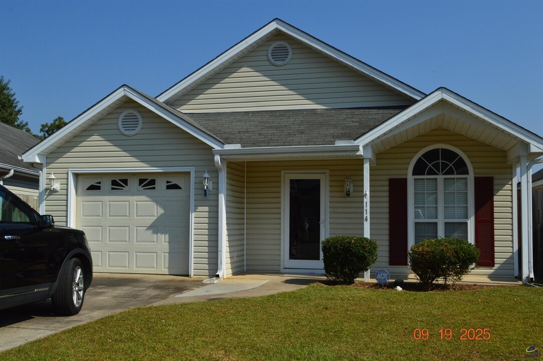 114 Linda Kay Ct in Warner Robins, GA - Building Photo