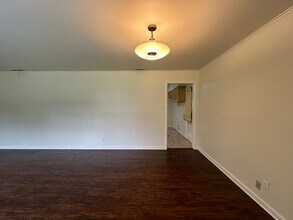 2725 Tanglewood Dr in Tyler, TX - Building Photo - Building Photo