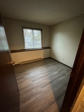 501 W 8th Ave in Webster, SD - Building Photo - Building Photo