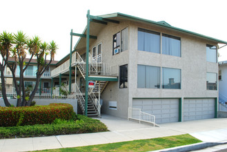 201 Ocean Ave in Seal Beach, CA - Building Photo - Building Photo