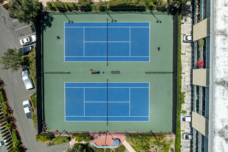 Stoneybrook Villas in Long Beach, CA - Building Photo - Building Photo