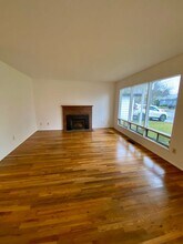 1206 SE 87th Ave in Portland, OR - Building Photo - Building Photo