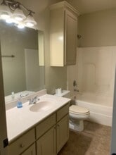 9052 Winding Lake Ave in Baton Rouge, LA - Building Photo - Building Photo