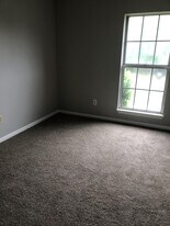 5004 Winding Spring Pl in Coldstream, KY - Building Photo