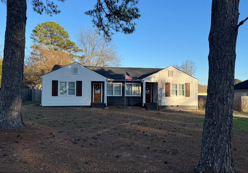 1308 Sparkman St SW in Hartselle, AL - Building Photo