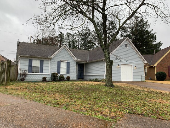 property at 5412 Leaning Oak Dr