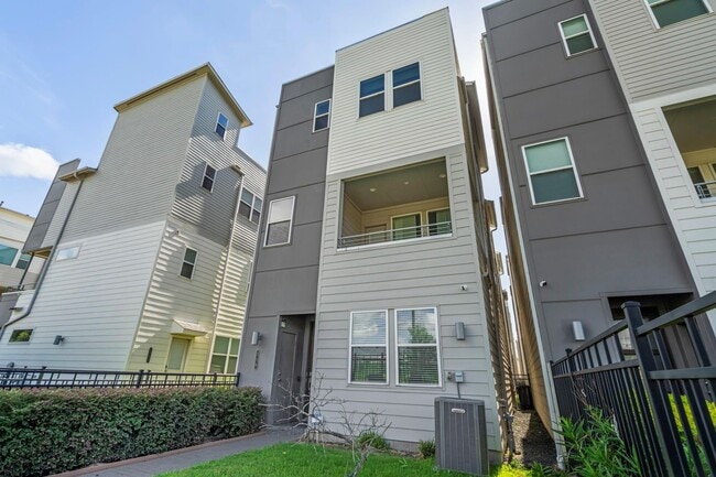 property at 316 Jensen Dr