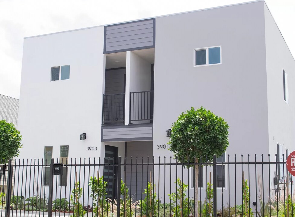 3901 Wisconsin Pl in Los Angeles, CA - Building Photo