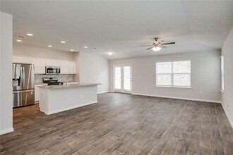 10901 Gonzales Ranger Pass in Austin, TX - Building Photo - Building Photo