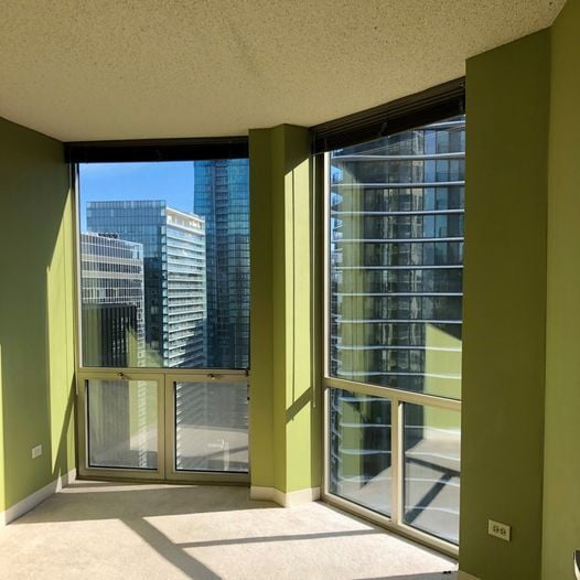 property at 222 N Columbus Dr