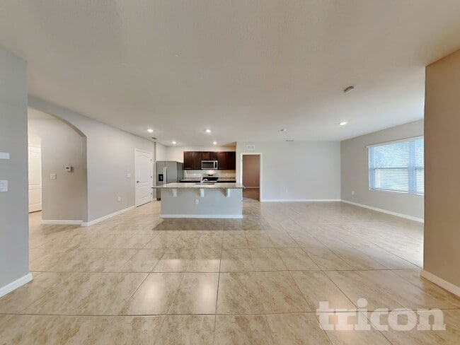 5765 Arlington River Dr. in Lakeland, FL - Building Photo - Building Photo