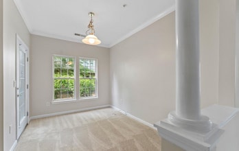 2000 Connor Ct in Bowie, MD - Foto de edificio - Building Photo