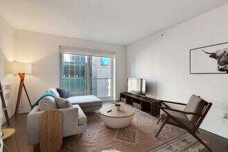 18 10th St, Unit SI FL9-ID278482P in San Francisco, CA - Building Photo - Building Photo