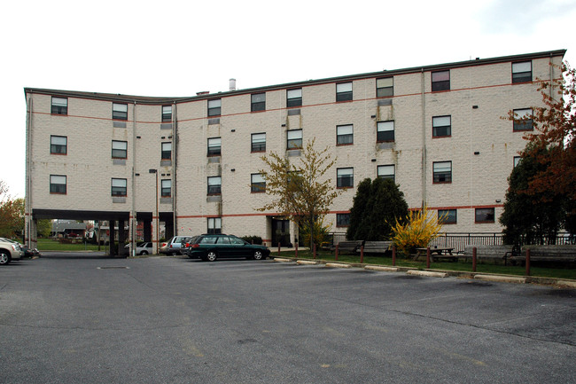 North Catasauqua Elderly Apartments in Catasauqua, PA - Foto de edificio - Building Photo