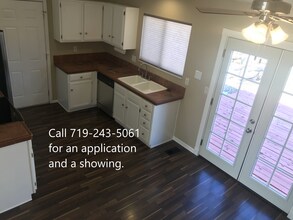 5568 Wilkerson Pass Dr in Colorado Springs, CO - Building Photo - Building Photo