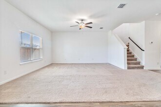 3146 Jackson Smt in Converse, TX - Foto de edificio - Building Photo