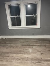 292 Mill St in Ecorse, MI - Foto de edificio - Building Photo