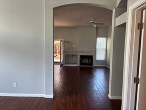 4970 Westham Way in Elk Grove, CA - Building Photo - Building Photo