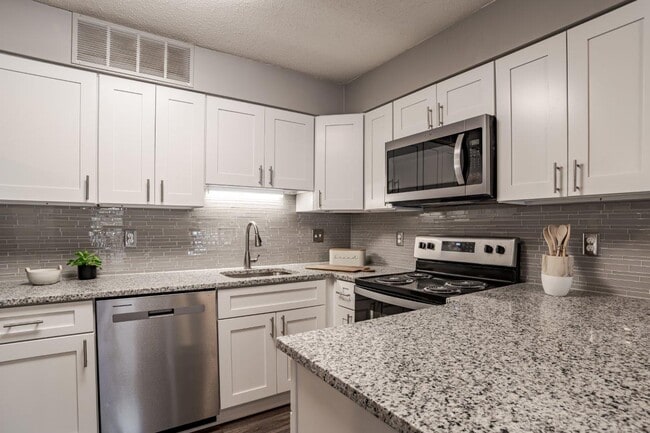Riverwind Apartment Homes
