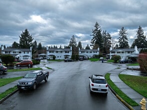 I Street Apartments in Auburn, WA - Building Photo - Building Photo