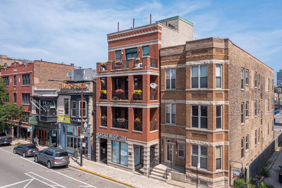 2719 N Halsted St in Chicago, IL - Building Photo