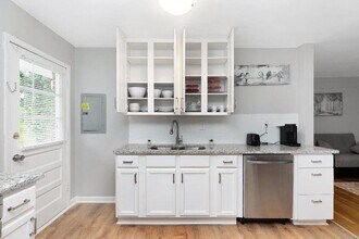 965 Smith St in Clarkston, GA - Building Photo - Building Photo