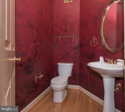 2 Rockingham Ct in Germantown, MD - Building Photo - Building Photo