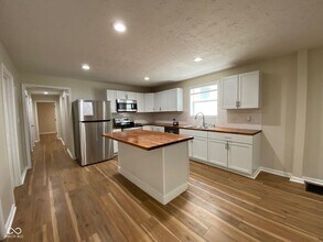 3903 Rookwood Ave in Indianapolis, IN - Building Photo - Building Photo