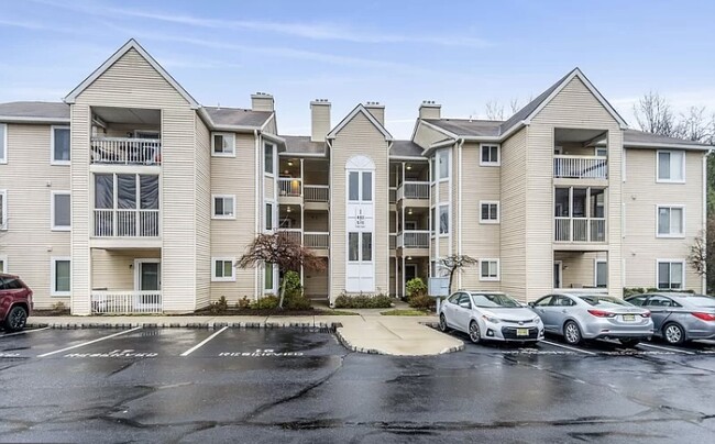 509 Silvia St, Unit Silvia Street in Ewing, NJ - Foto de edificio - Building Photo