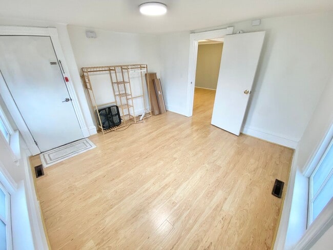 property at 93 Walnut St