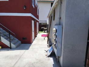 3549 Highland Ave in San Diego, CA - Building Photo - Building Photo