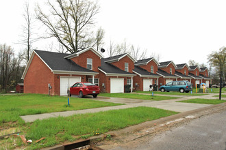 Highland Meadows in Shepherdsville, KY - Building Photo - Building Photo