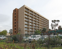 Morgan Kimball Towers in National City, CA - Foto de edificio - Building Photo