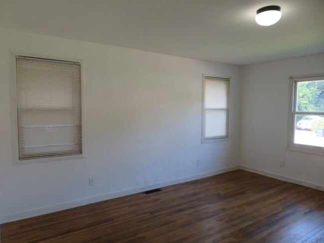 529 S Dunlop St in Petersburg, VA - Building Photo - Building Photo