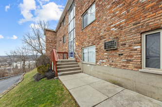 Overlook Apartments in Loveland, OH - Foto de edificio - Interior Photo