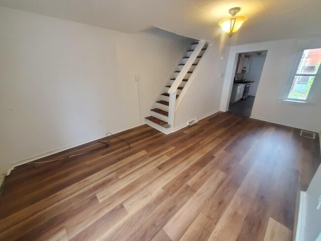 404 S 9th St in Reading, PA - Foto de edificio - Building Photo